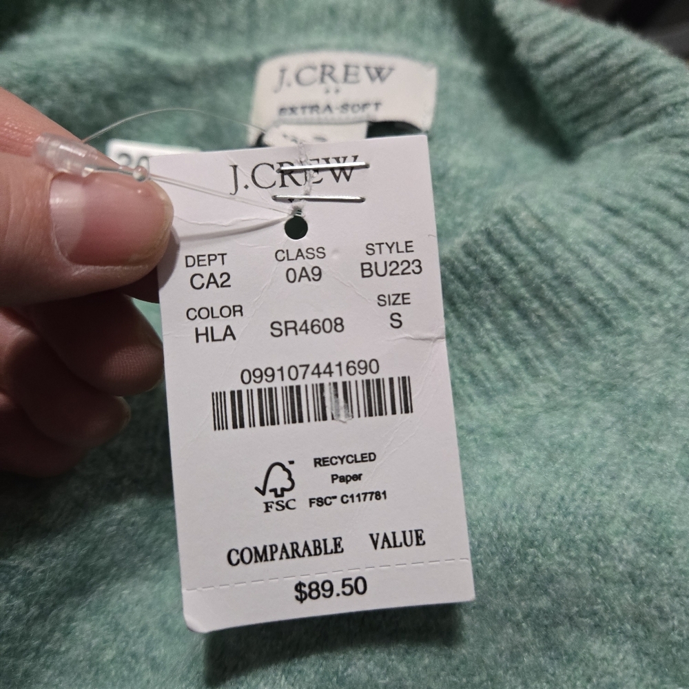 J Crew Extra Soft Crewneck Sweater NWT - Picture 6 of 8